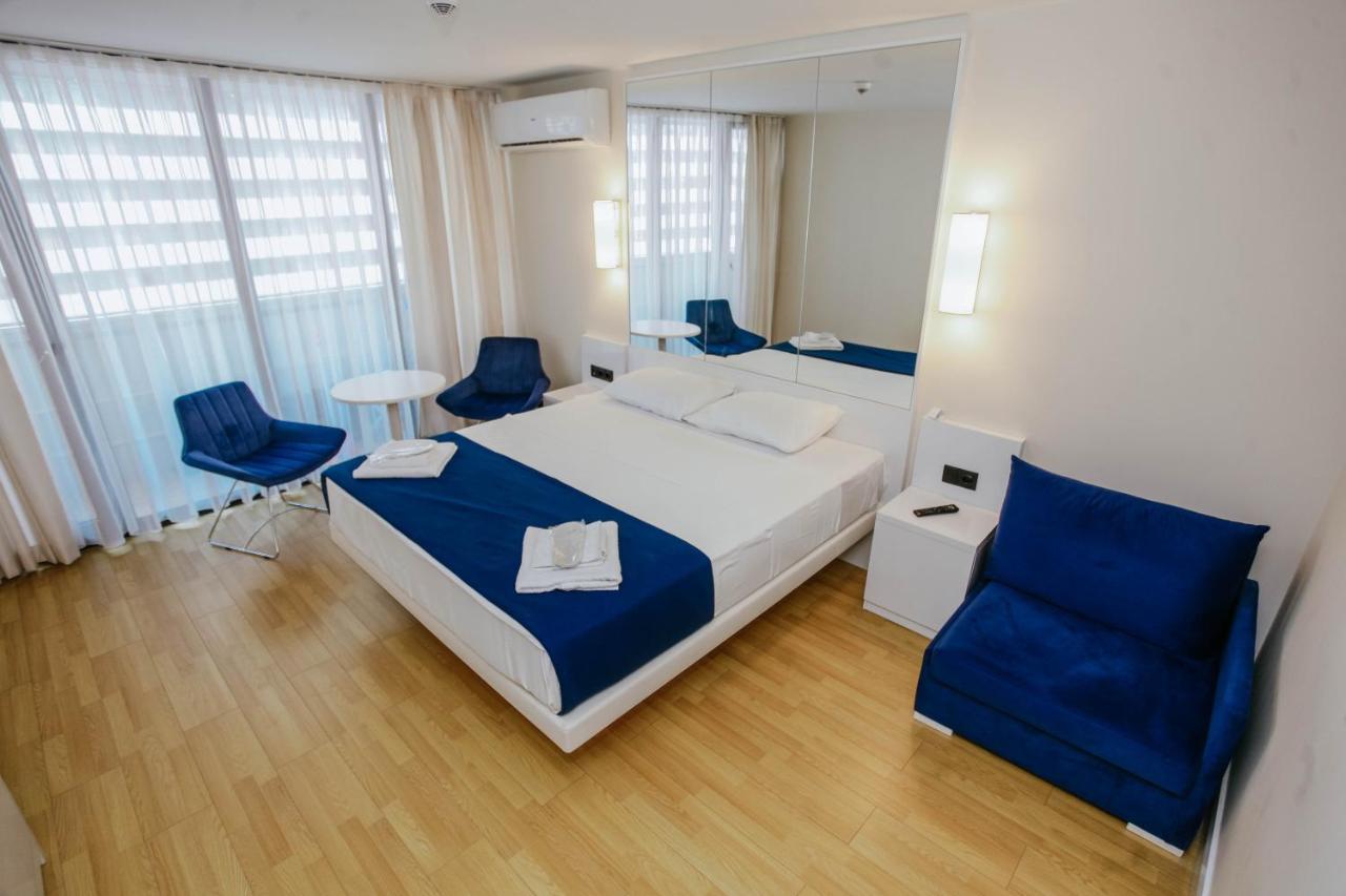 Orbi City Sea View - Special Category Aparthotel Batumi Exteriör bild
