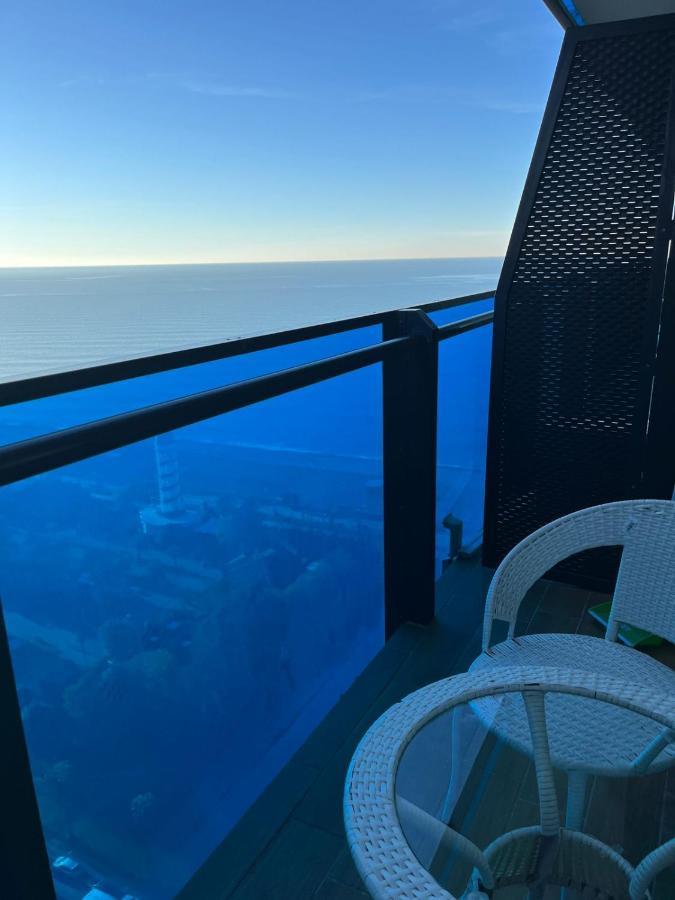 Orbi City Sea View - Special Category Aparthotel Batumi Exteriör bild